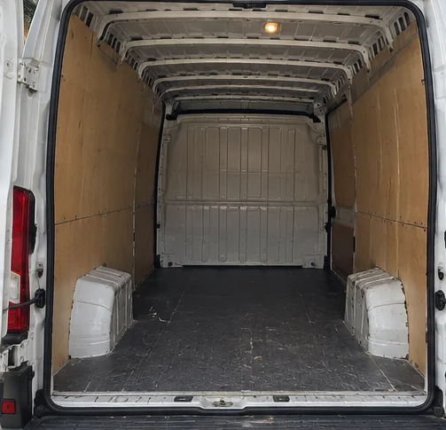 Fiat Ducato boş yükleme alanı